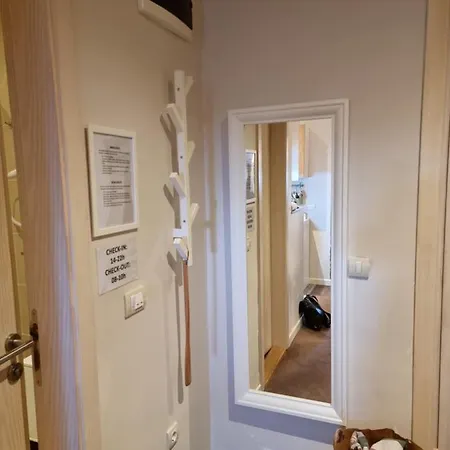 Bb 301, Zupa Apartment