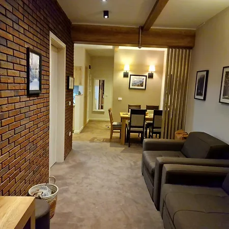 Bb 301, Zupa Apartment *