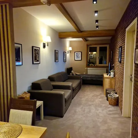 Bb 301, Zupa Apartment